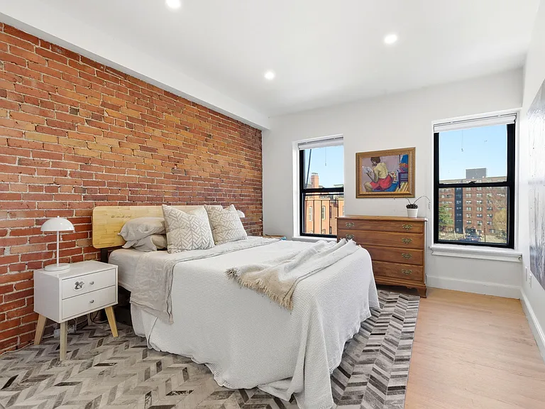 552 Columbus Ave #Penthouse 6 — Photo 17