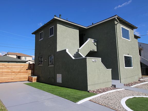 3rd image of 2117 W 103rd Pl
