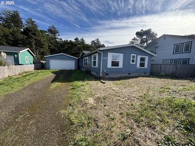 1209 NW Bayshore Dr, Waldport, OR, 97394