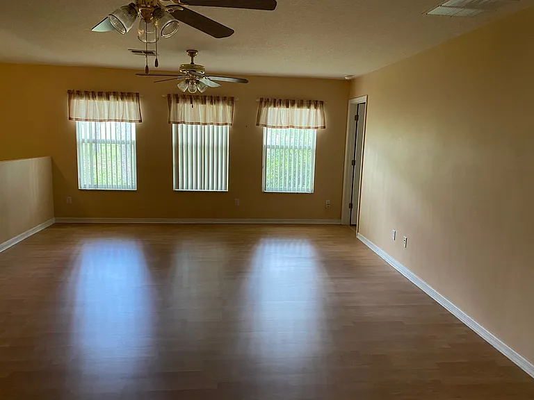 12934 Colonnade Cir — Photo 16