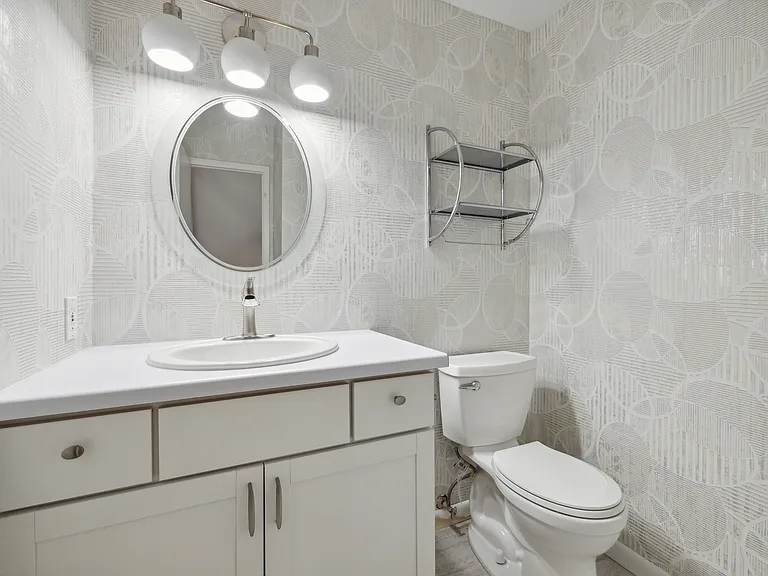 1050 S Monaco Pkwy #84 — Photo 12
