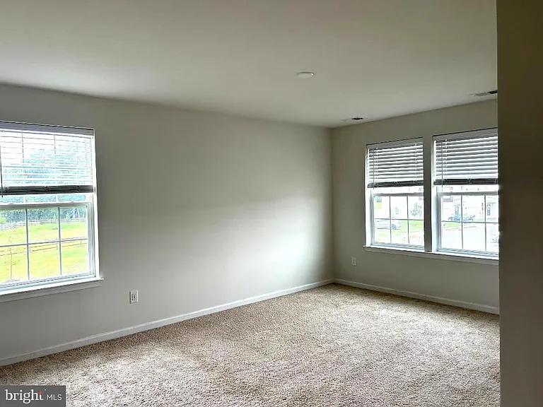 50 Peregrine Way — Photo 14