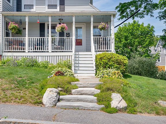 5th image of 378 Middle Street