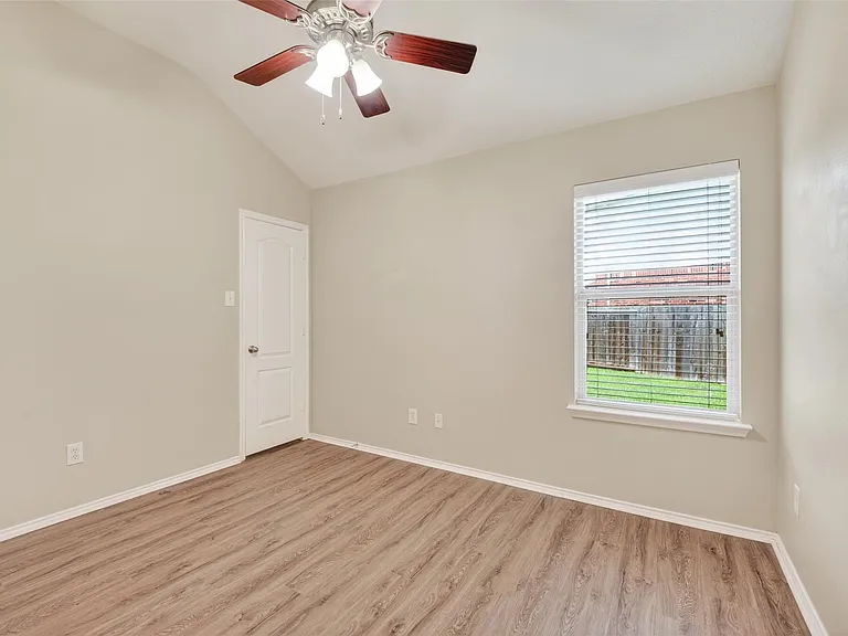 2507 Cypress Springs Ct — Photo 35