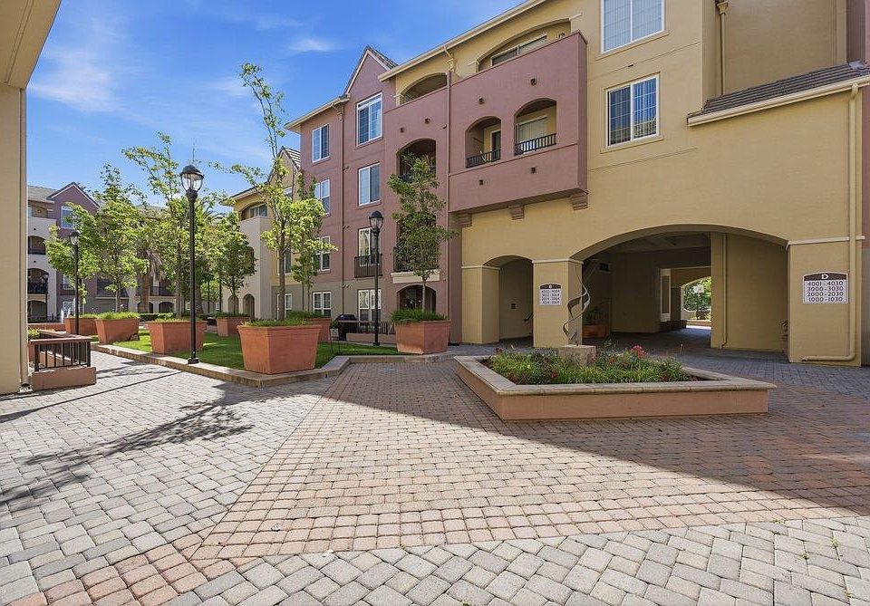 1st image of 1550 Technology Dr Unit 3080