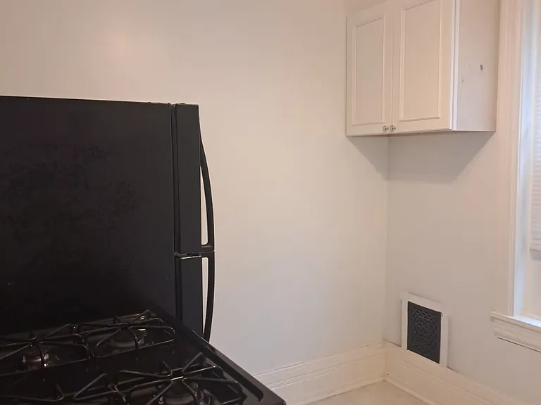 2140 N Van Pelt St #1 — Photo 2