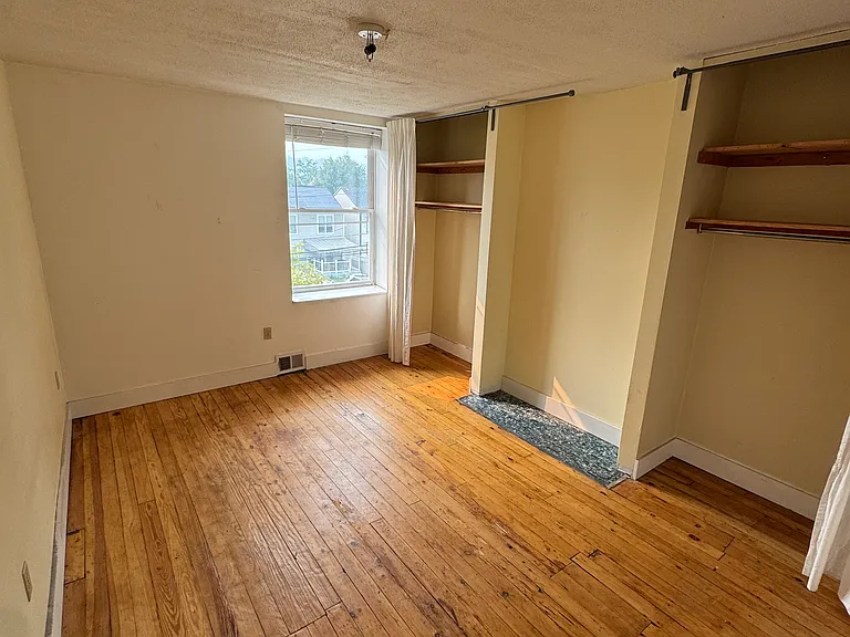 709 N Saint Clair St #2 — Photo 6