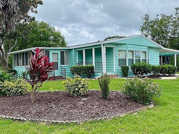 2nd image of 1301 Flor Del Sol Dr