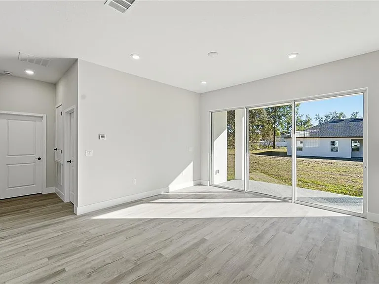 13690 SW 43rd Cir — Photo 12