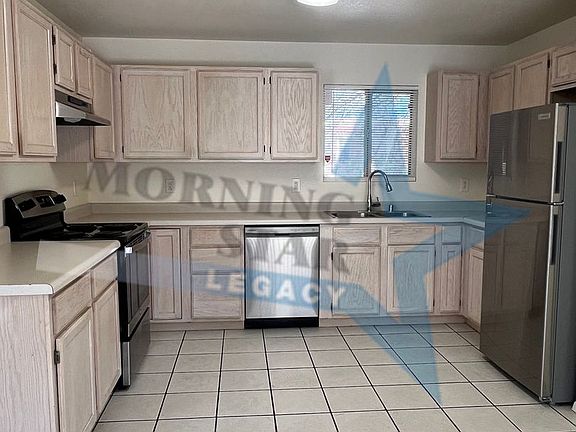 5th image of 726 Hellenic Dr #D