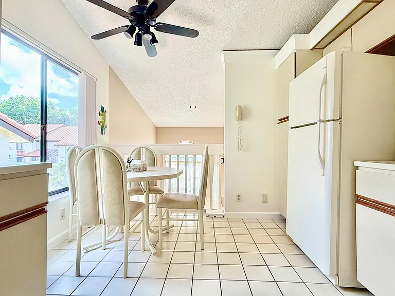 10678 Ocean Palm Way #202 — Photo 13