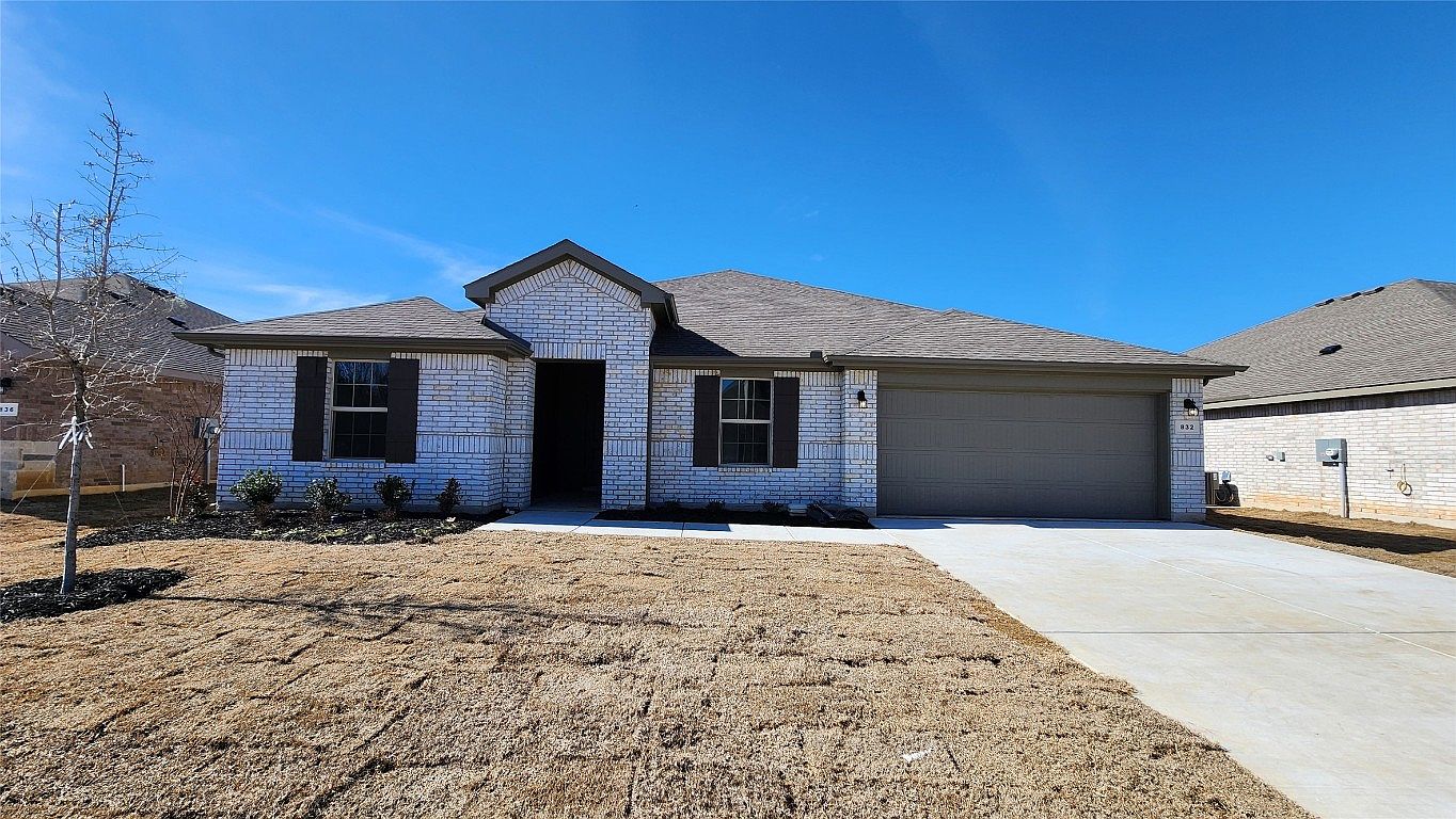 832 Waterford Way, Joshua, Tx 76058 