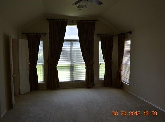 3rd image of 21015 Narrow Gate Dr