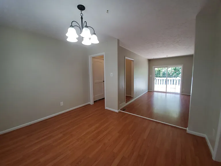 6400 Hollyhock Ct — Photo 12
