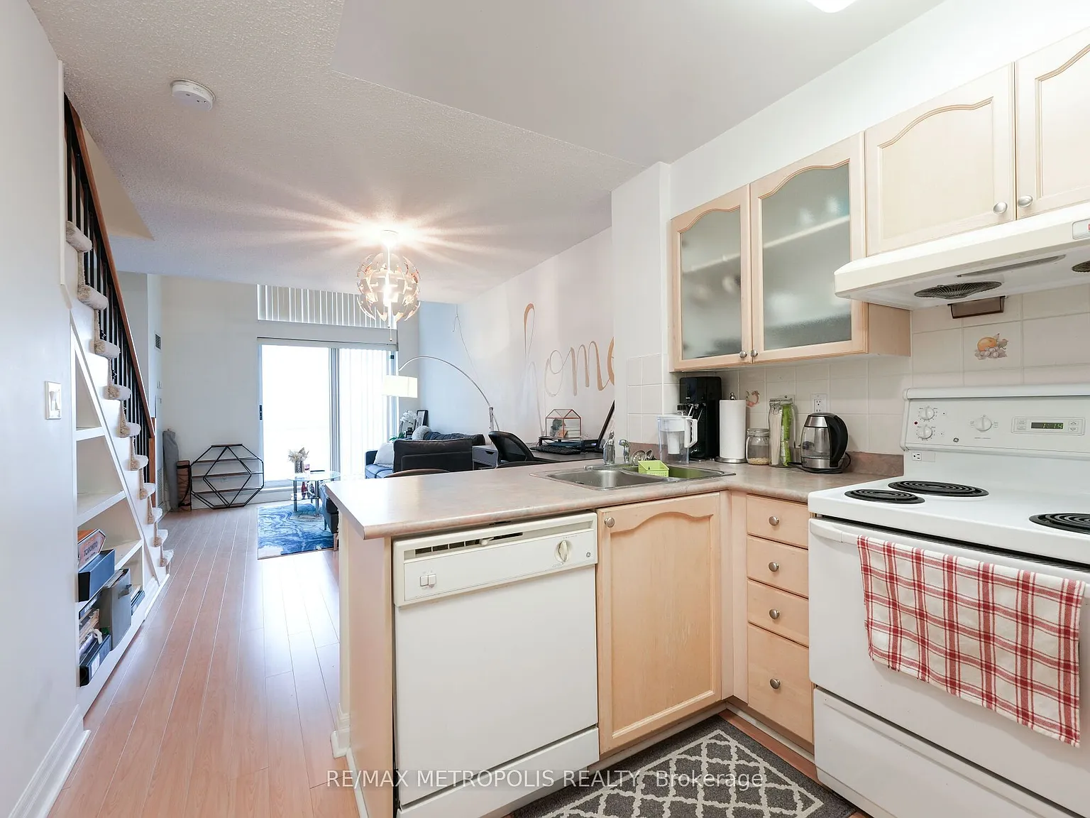 1 bed, $2,450 — Photo 3