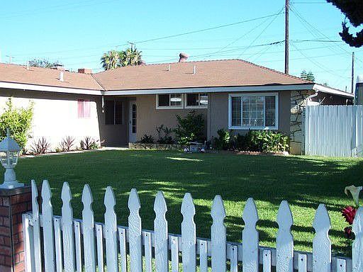1st image of 3056 W Glen Holly Dr