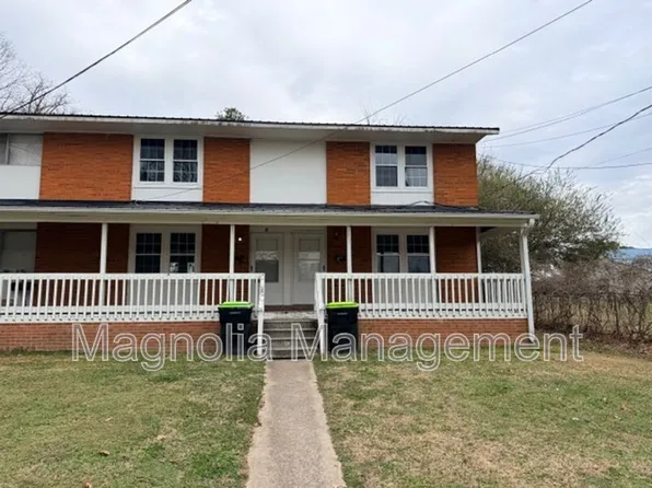 226 Oak St APT B, Henderson, NC 27536