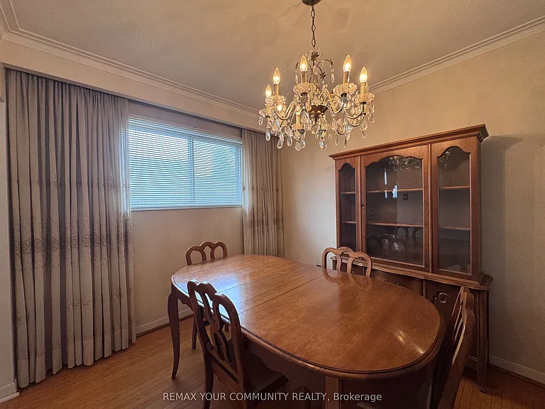 300 Driftwood Ave #UPPER — Photo 10