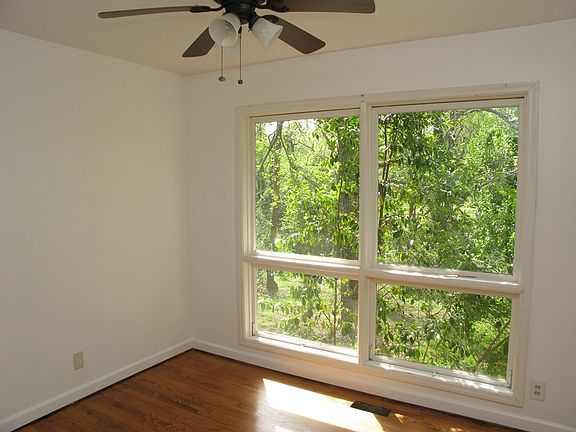 5th image of 2841 Gwinnett Dr