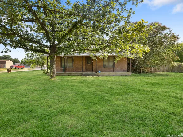 918 brazos, Pearsall, TX 78061