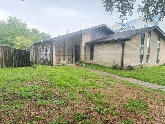2nd image of 7201 Bullard Ave