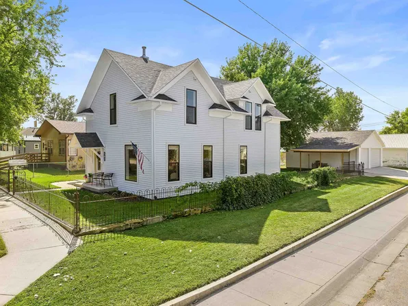 502 3rd Ave, Belle Fourche, SD 57717
