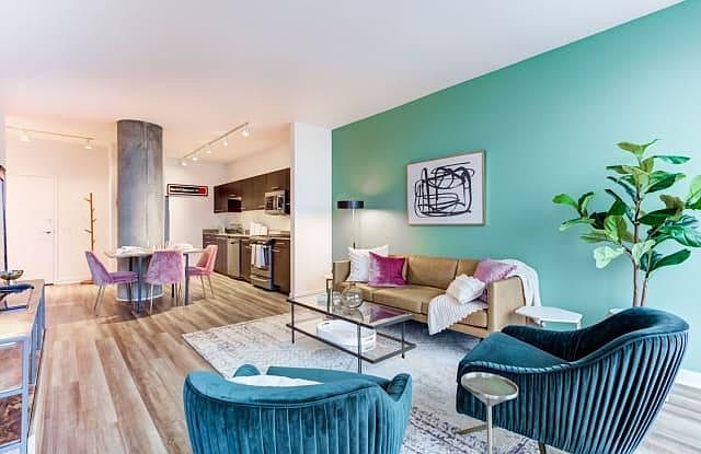 1st image of 1528 N Halsted St #706
