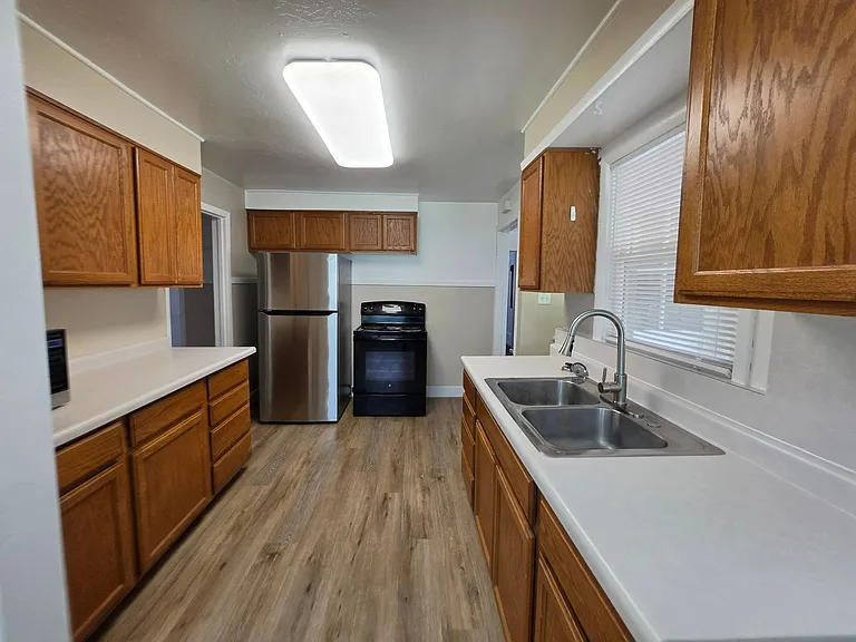 1401 S 1405 E #2300-E — Photo 14
