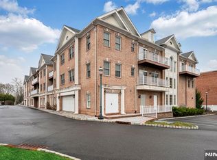 2310 Rio Vista Ln #2310, Northvale, NJ