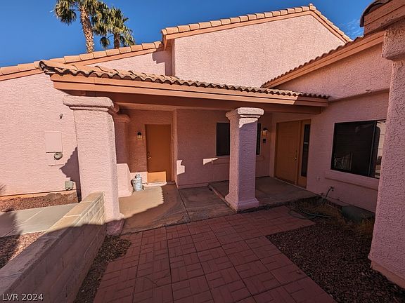3rd image of 2685 Dulcinea Dr #0