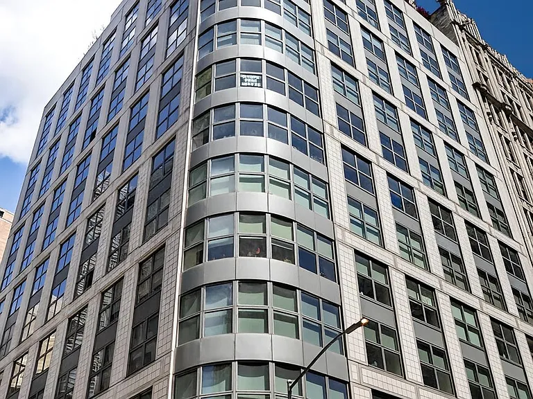 240 Park Ave S #8C — Photo 11