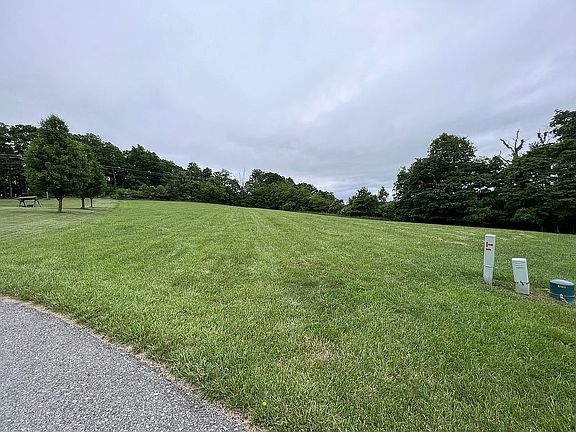 3rd image of Misty Hills Dr