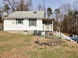2012 Chipperfield Dr, Stroudsburg, PA