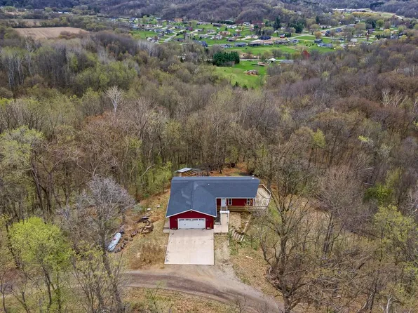 N5670 Oakwood DRIVE, Onalaska, WI 54650