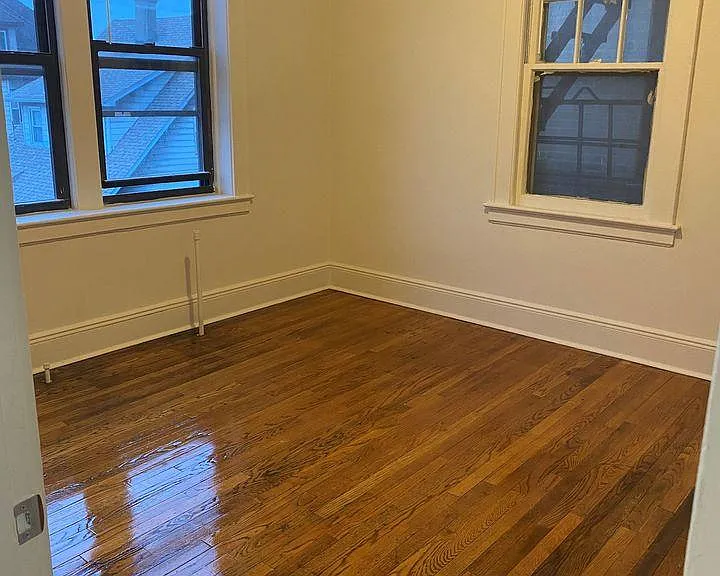300 Valley Brook Ave — Photo 5