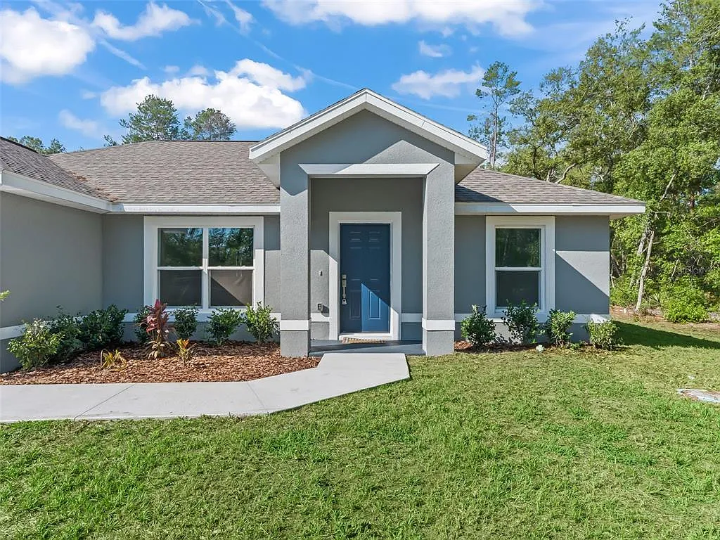 3 bed, 2.0 bath, 1334 sqft, $2,100 — Photo 2