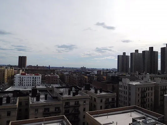 Rented by Bohemia Realty Group | media 18