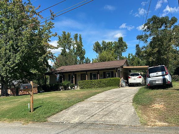 2nd image of 473 Rachel Dr