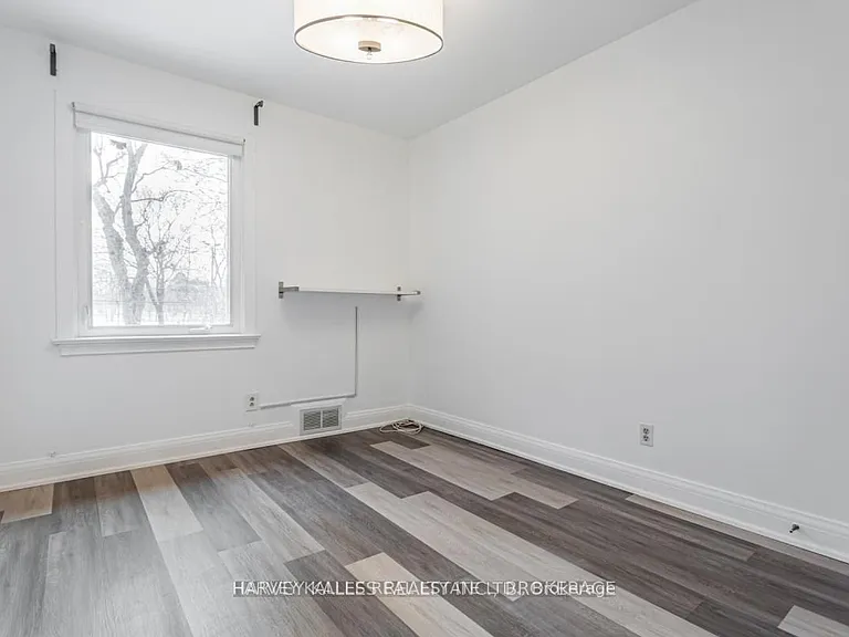 157 Viewmount Ave #MAIN — Photo 21