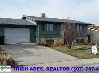 3566 Meadowlark Dr, Casper, WY 82604