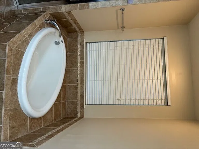 216 Holm Pl — Photo 23