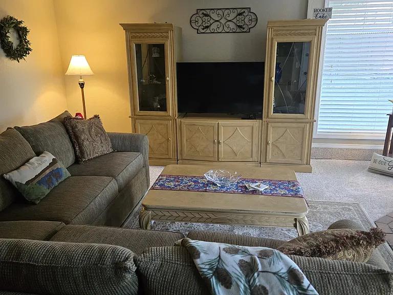 2783 E Lookout Dr — Photo 5