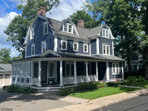 16 Hillside Ave, Summit City, NJ 07901