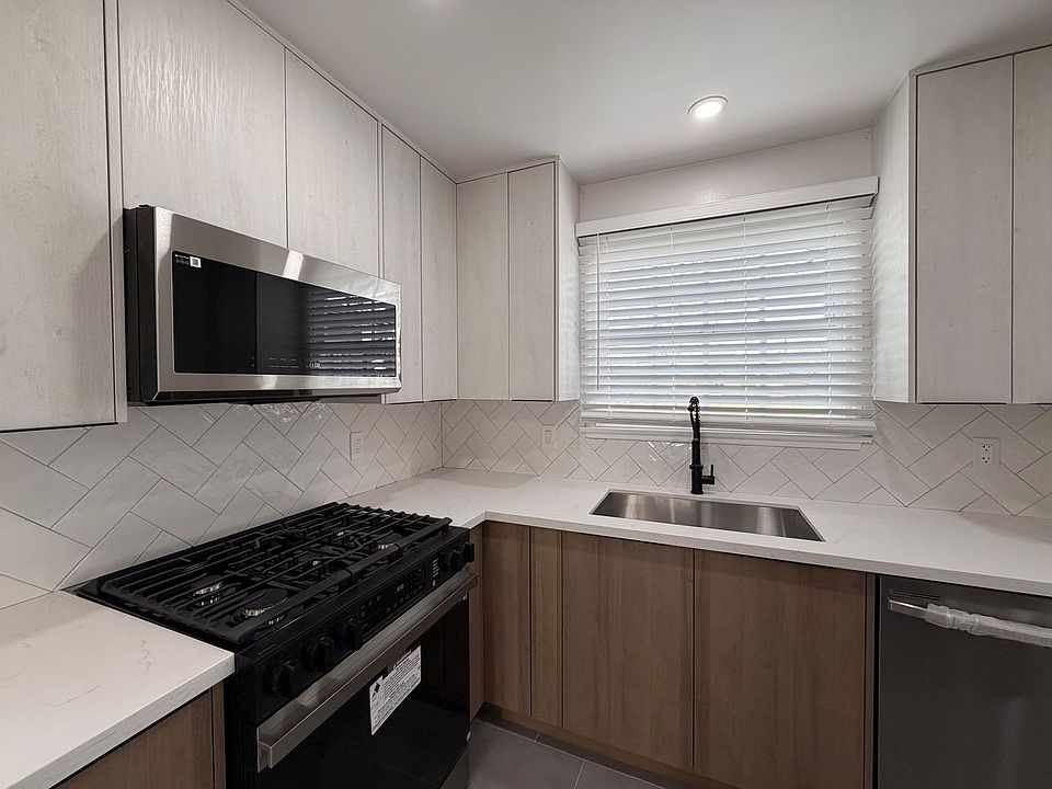 1st image of 7949 Aldea Ave