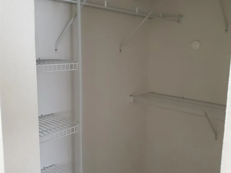 1707 Corner Meadow Cir — Photo 15