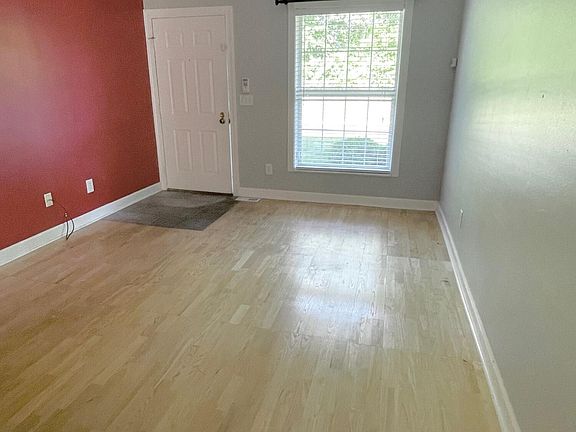 5th image of 868 Philadelphia Dr #23E