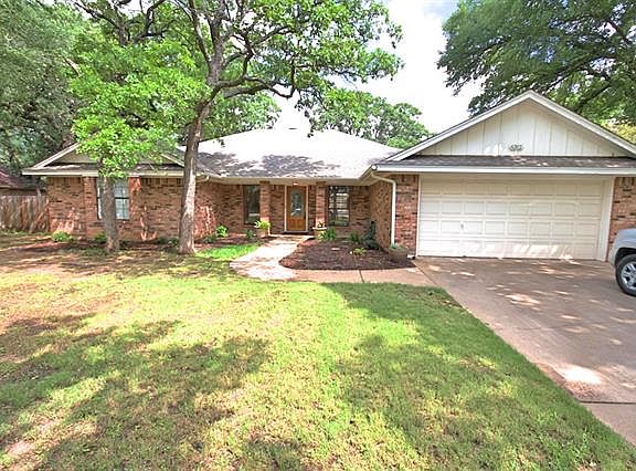 3rd image of 6312 Sioux Dr