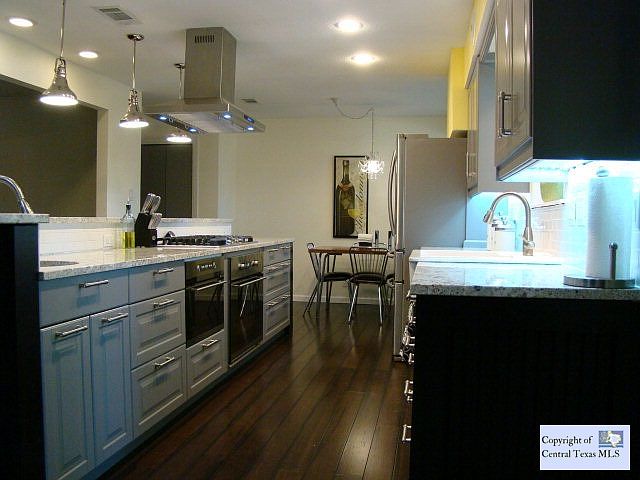 1st image of 948 S Hill Ave