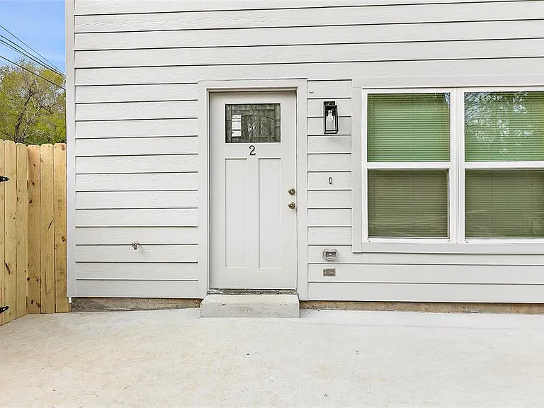28402 Champion Oaks Dr #2 — Photo 20