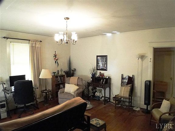 2nd image of 537 Mansfield Ave